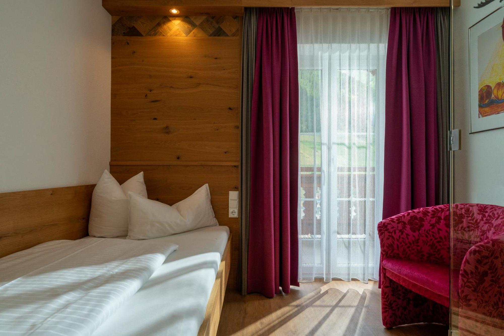 Alpenhotel Erika Ischgl Ngoại thất bức ảnh