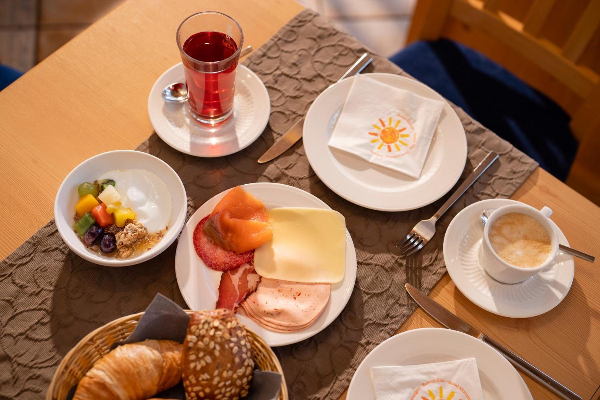 Alpenhotel Erika Ischgl Ngoại thất bức ảnh